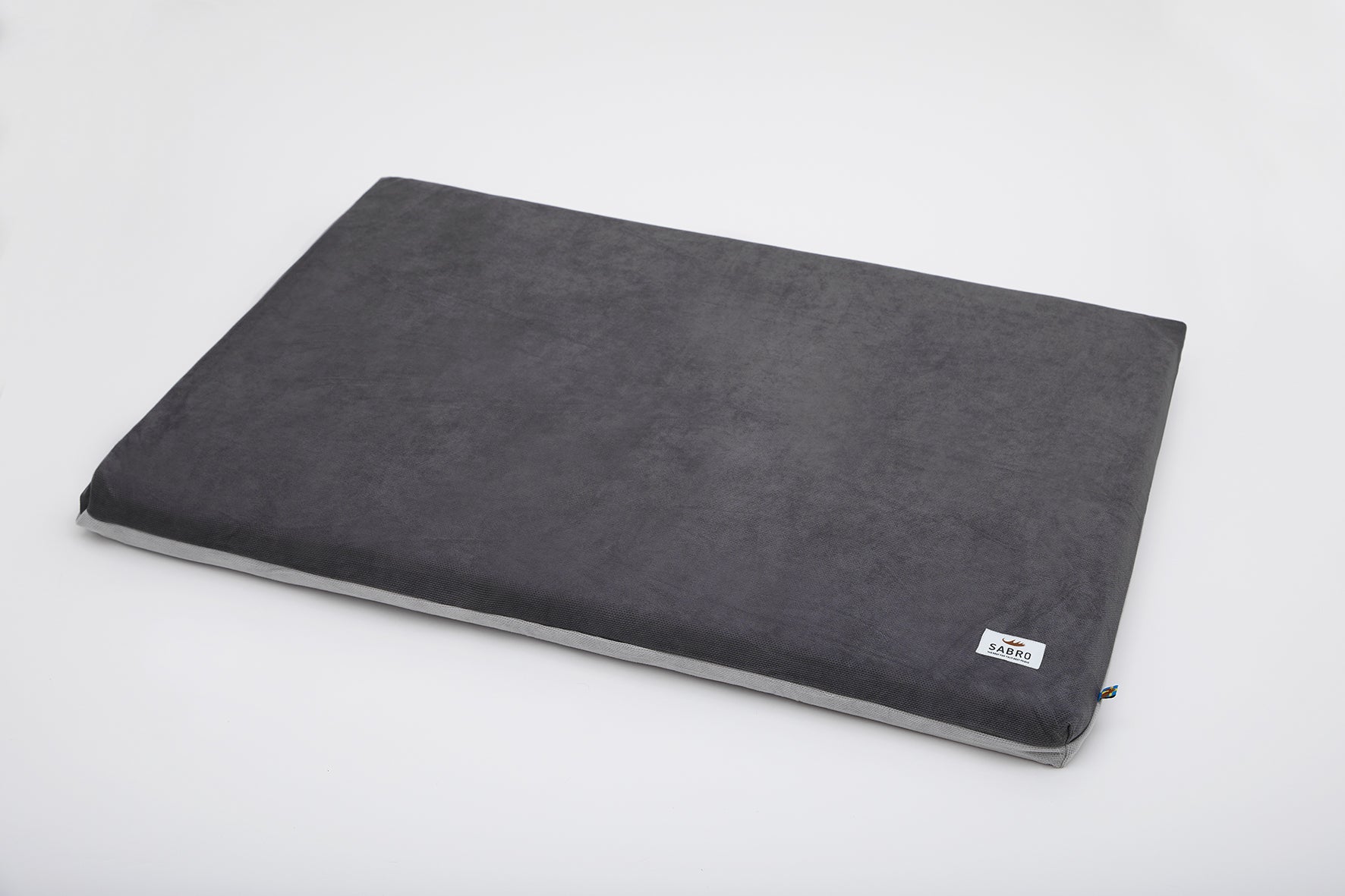 grey / light grey
